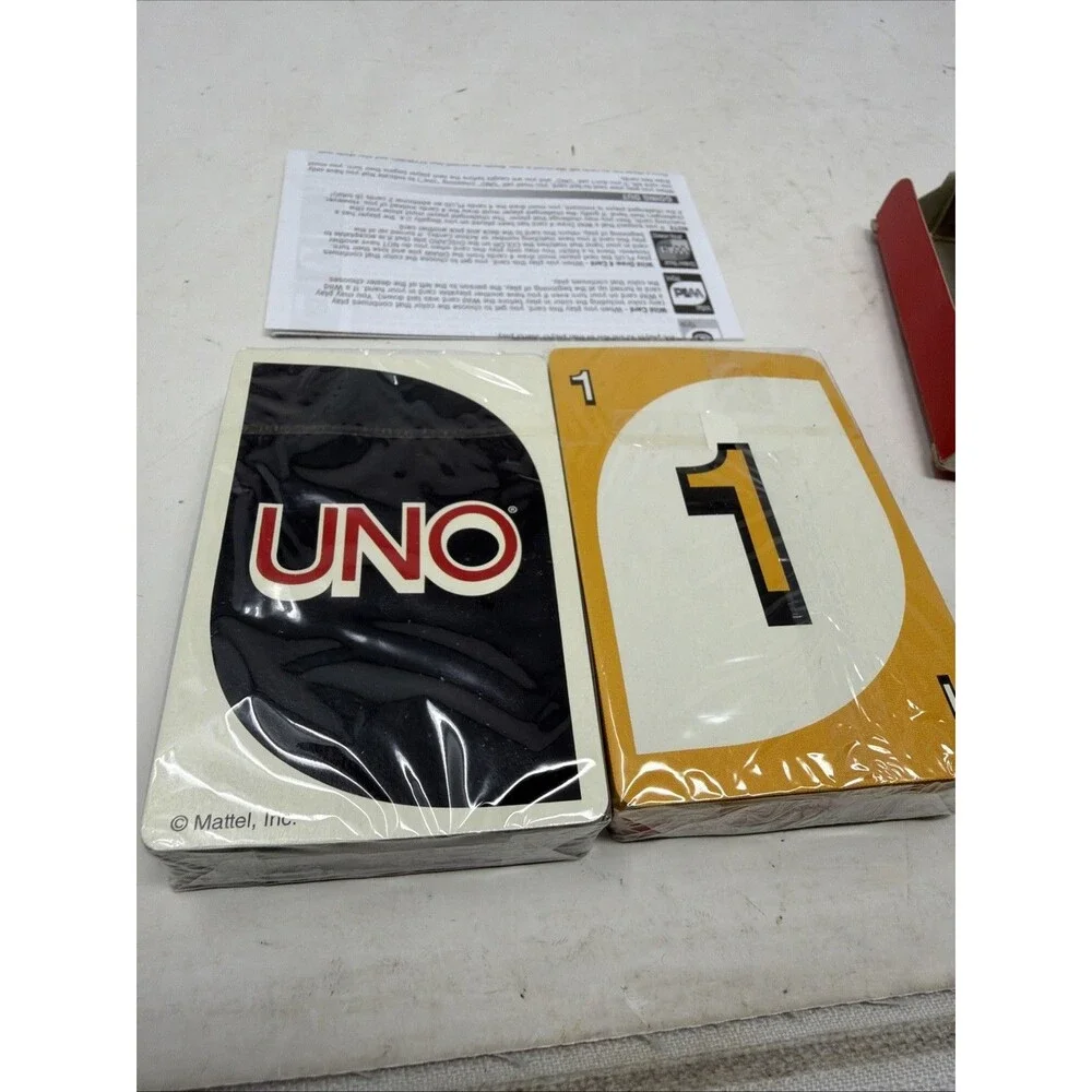 UNO 40th Anniversary 2010 Edition Mattel 108 Cards RETRO Card Game New